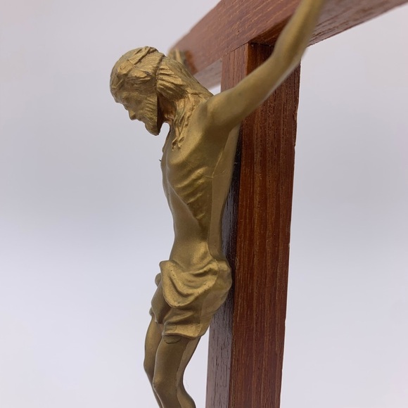 Vtg. Automatic China 9” Bronze Resin Jesus Standing Wooden Crucifix - Picture 8 of 13
